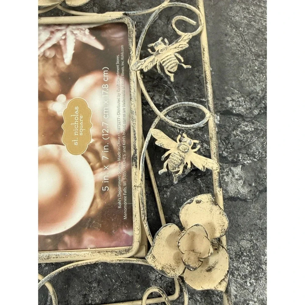 St Nicholas Square Metal Distressed Open Scrollwork Floral‎ Bees  Frame 5X7